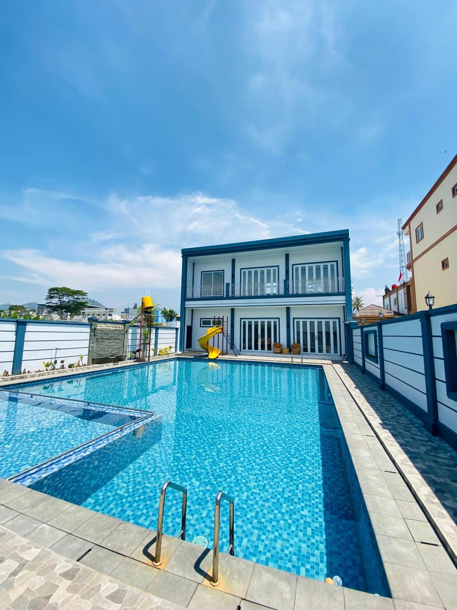 Villa Imperial Diamond Cibadak  Exterior photo
