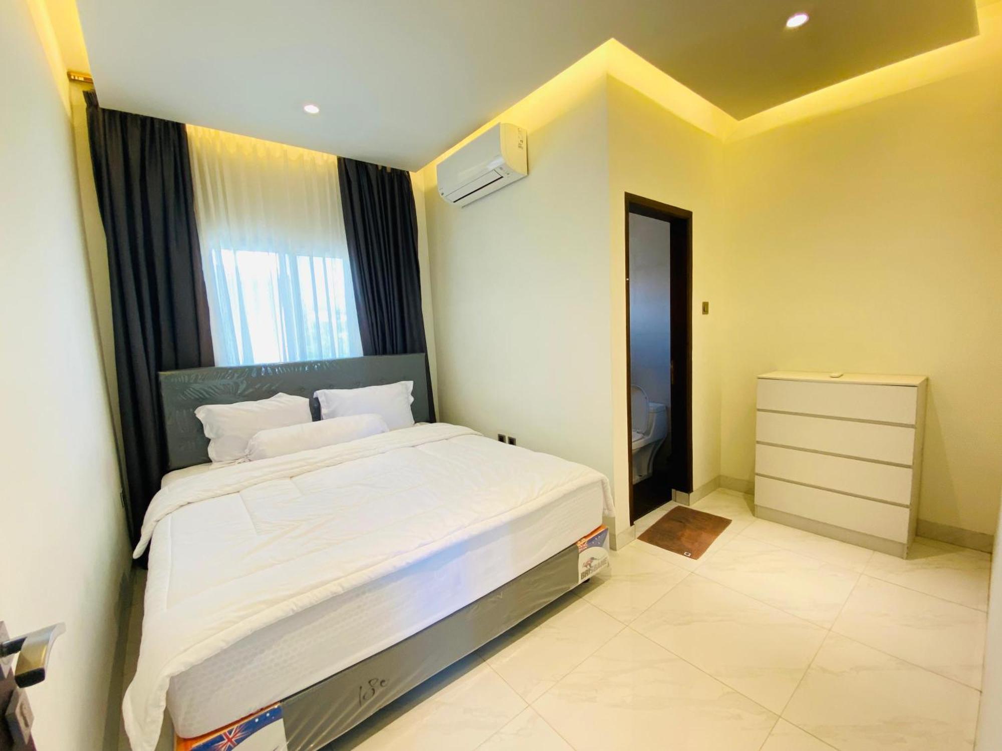 Villa Imperial Diamond Cibadak  Exterior photo